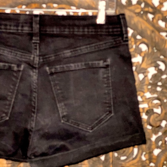 Old Navy Distressed Boyfriend Jean Shorts, Black, Mid Rise, Cuffed, Size 4 - Picture 8 of 12